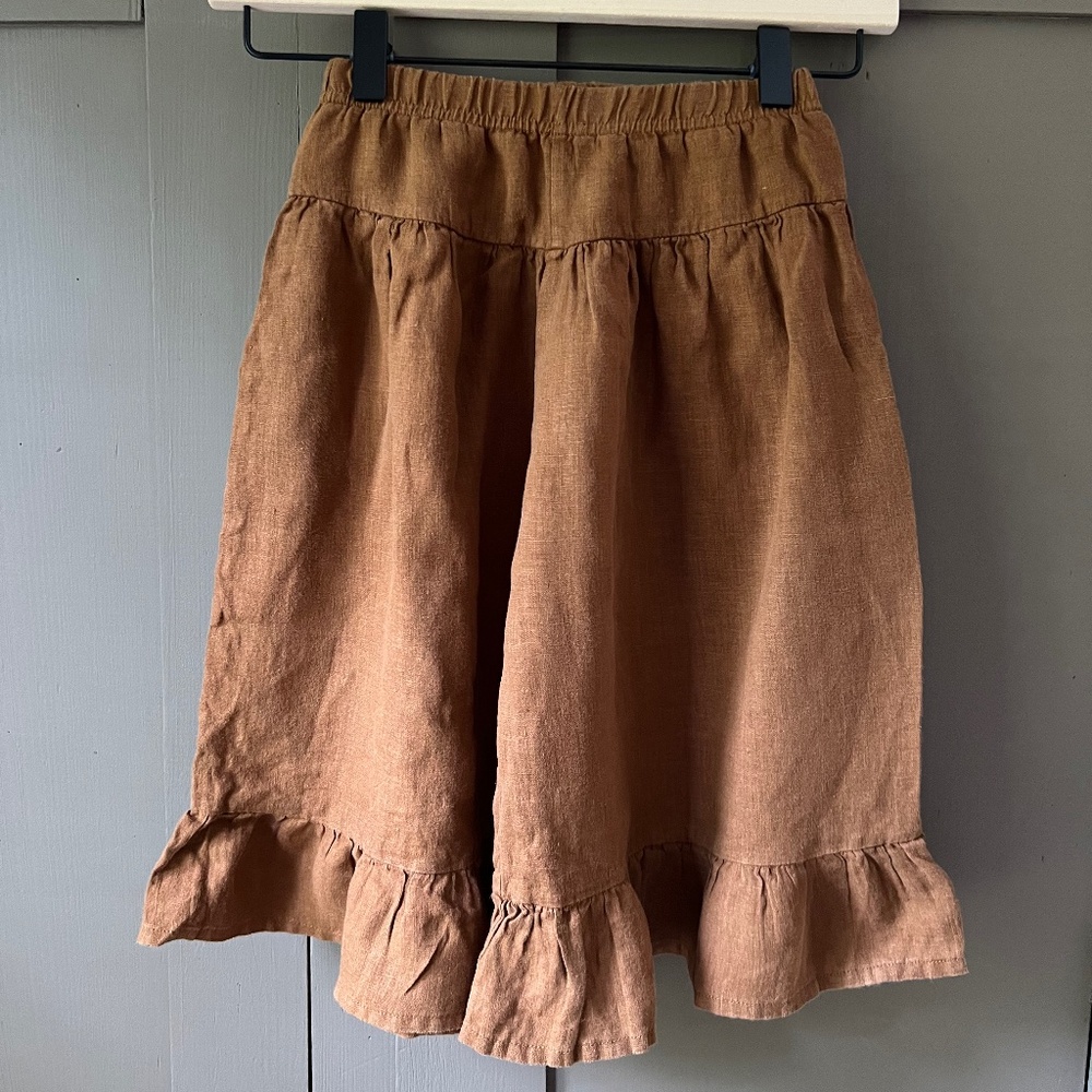 The simple folk linen culottes